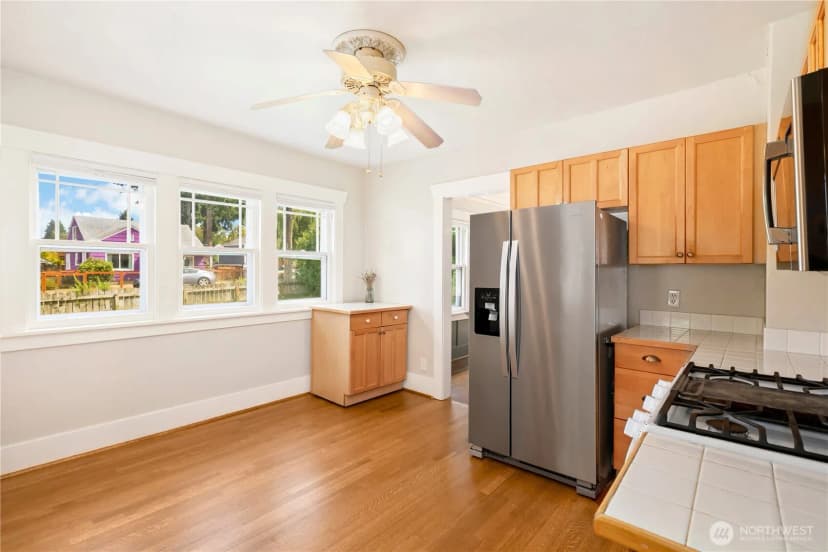 Property photo for 3002 Locust Avenue W, University Place photo 11