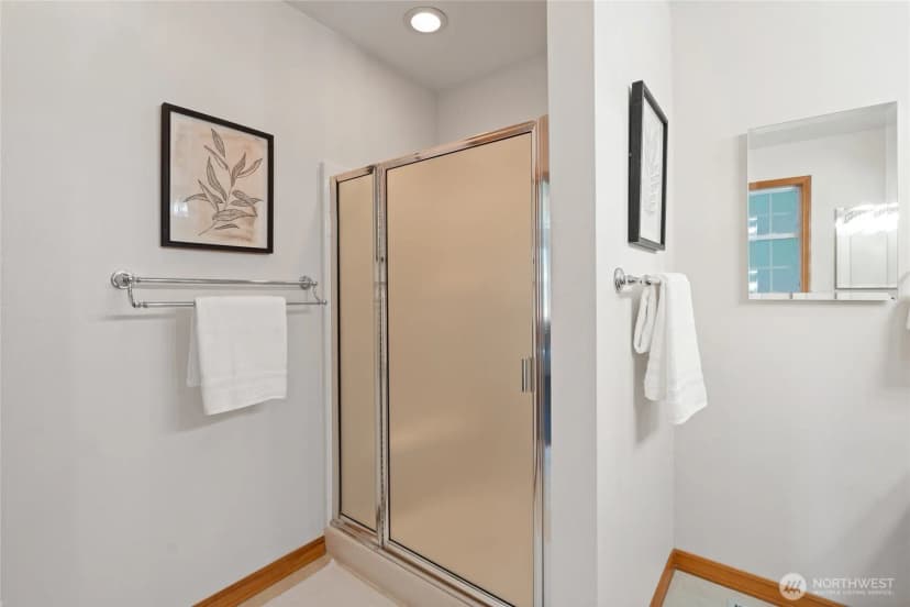 Property photo for 3817 S 251st Street, Kent photo 25