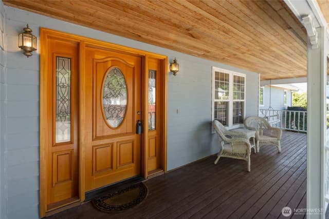 Property photo for 3817 S 251st Street, Kent photo 2