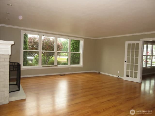 Property photo for 204 E Spruce Avenue, Montesano photo 4