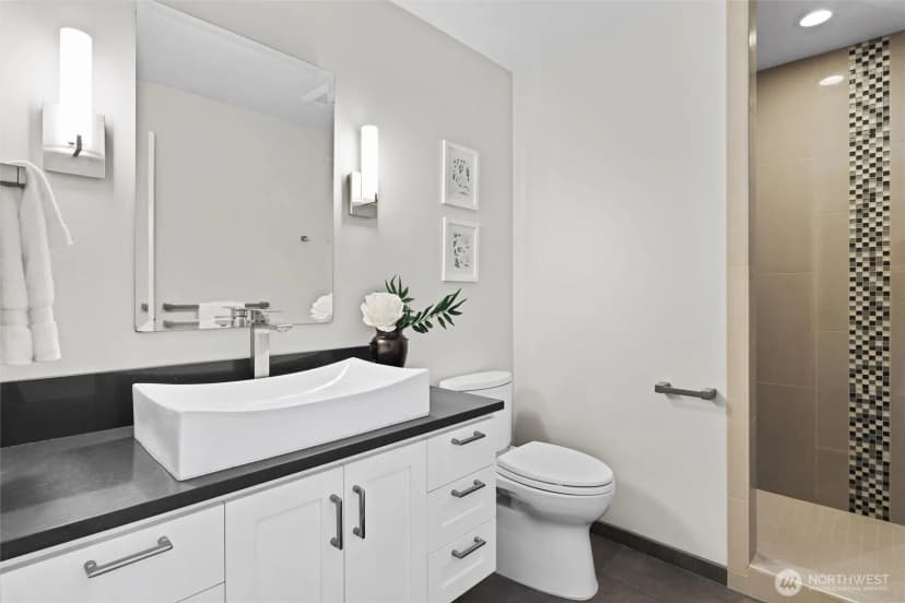 Property photo for 5243 116th Avenue Se, Bellevue photo 15