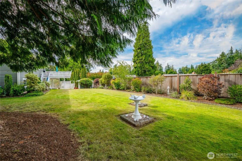 Property photo for 2820 E Crestline Drive, Bellingham photo 21
