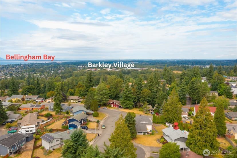 Property photo for 2820 E Crestline Drive, Bellingham photo 31
