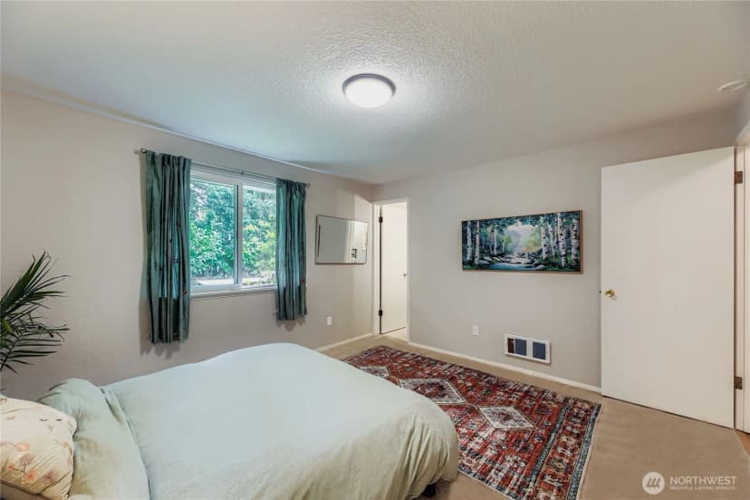 Property photo for 26807 Ne Beadonhall St, Duvall photo 14