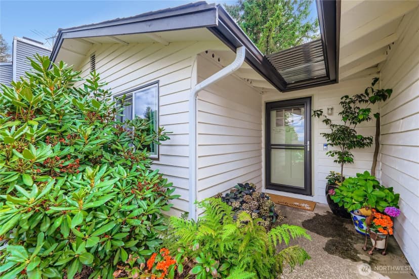 Property photo for 26807 Ne Beadonhall St, Duvall photo 2
