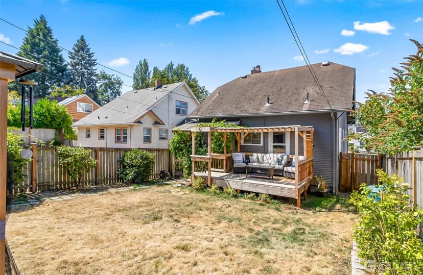 Property photo for 3503 Rockefeller Avenue, Everett photo 32