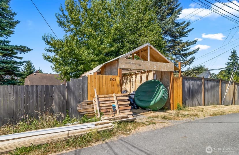 Property photo for 3503 Rockefeller Avenue, Everett photo 30