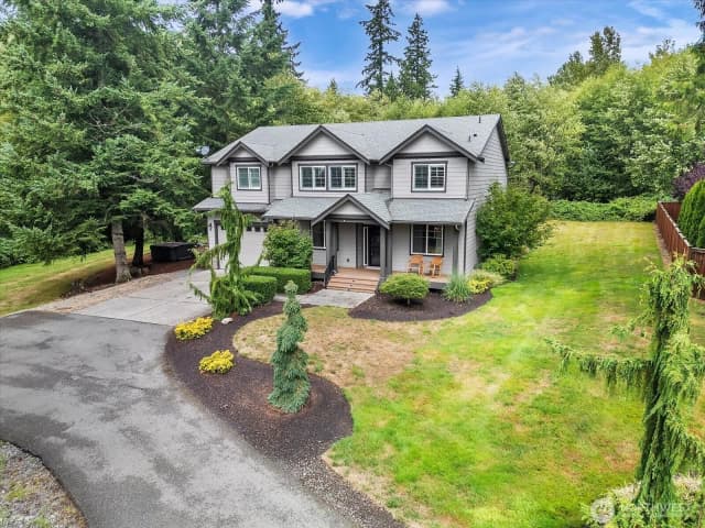 Property photo for 31628 19th Drive Nw, Stanwood photo 2