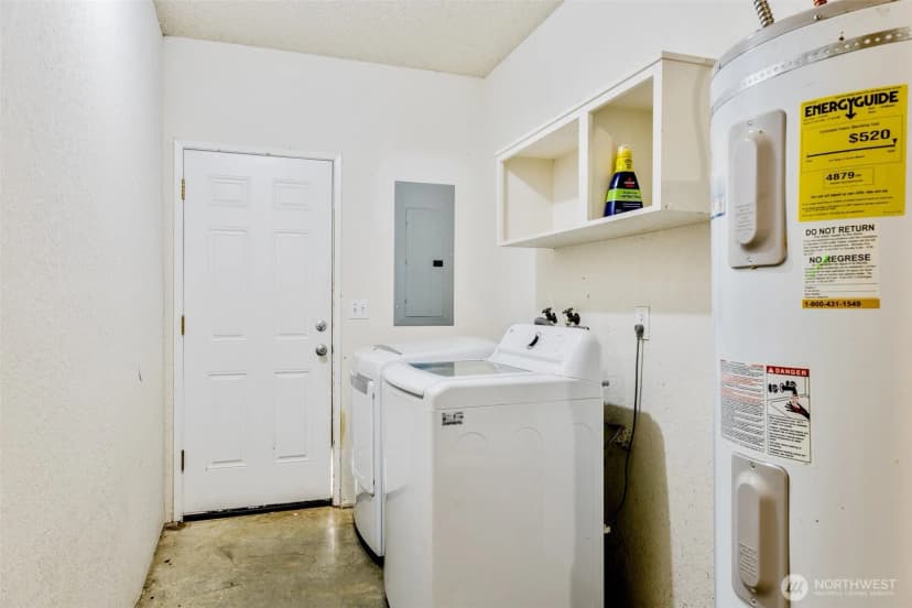 Property photo for 2401 Sw 318th Street, Federal Way photo 17