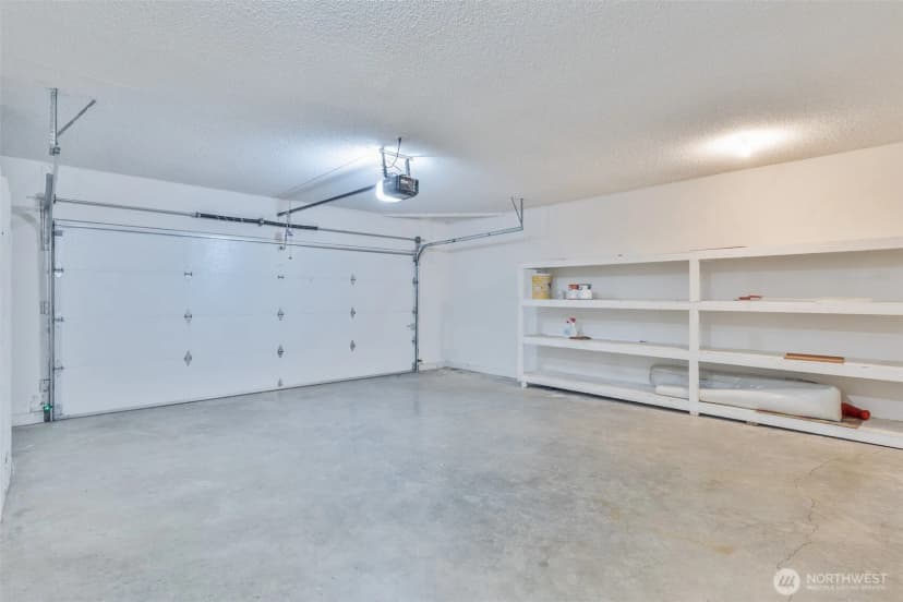 Property photo for 2401 Sw 318th Street, Federal Way photo 18