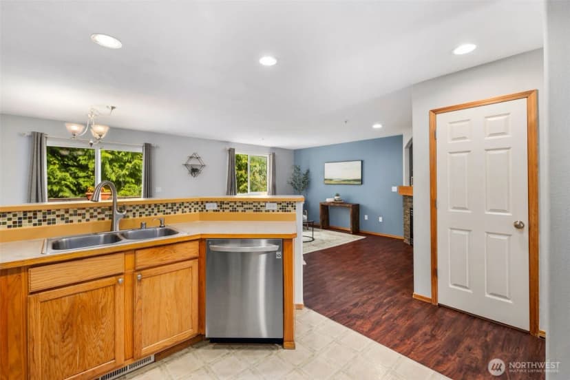 Property photo for 2621 123rd Place Sw #b, Everett photo 12