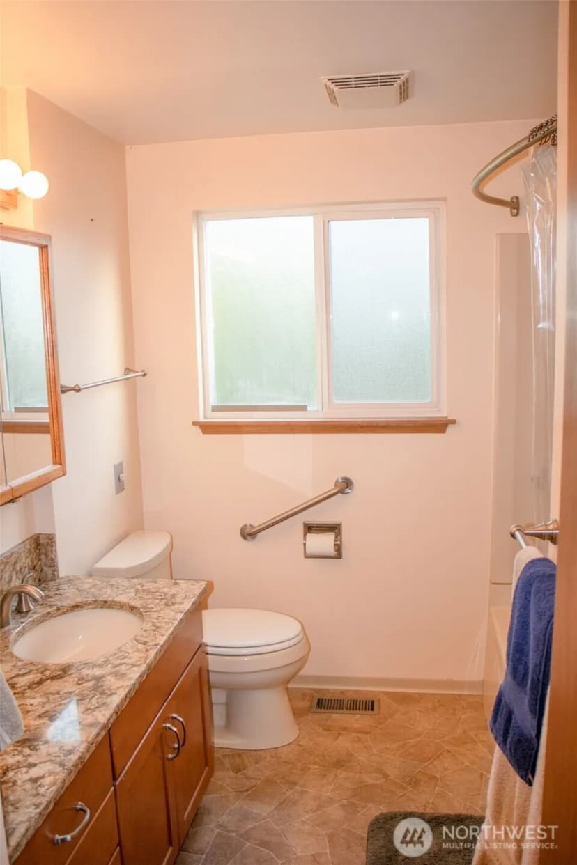Property photo for 5101 S 163rd Place, Tukwila photo 13