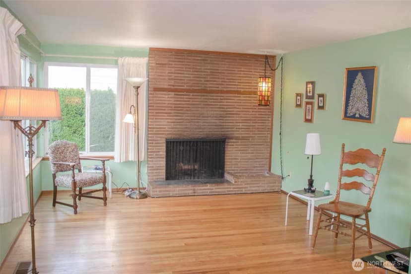 Property photo for 5101 S 163rd Place, Tukwila photo 2