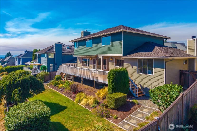 Property photo for 5208 Ridge Drive Ne, Tacoma photo 33