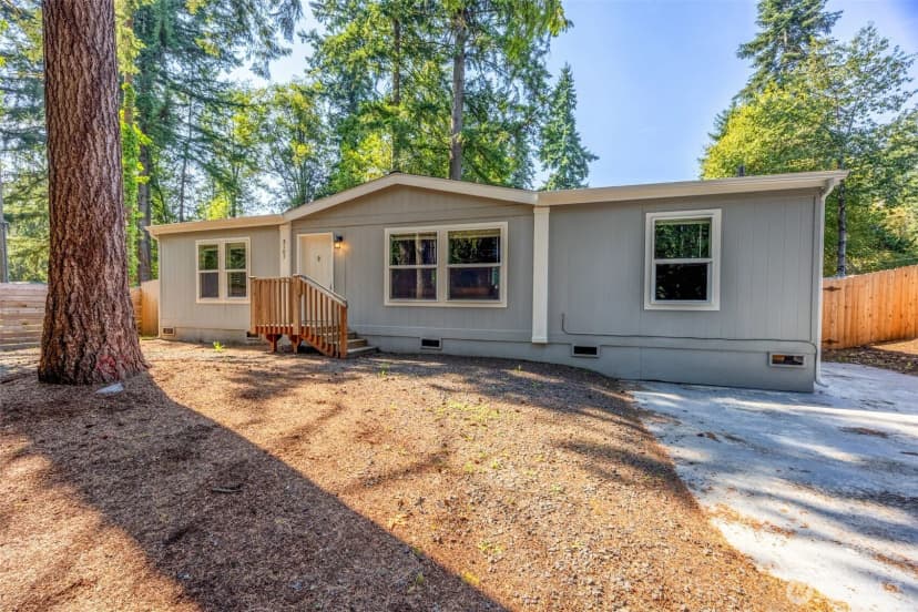 Property photo for 8107 Mazama Court Sw, Olympia