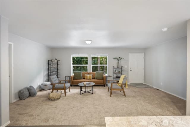 Property photo for 8107 Mazama Court Sw, Olympia photo 4
