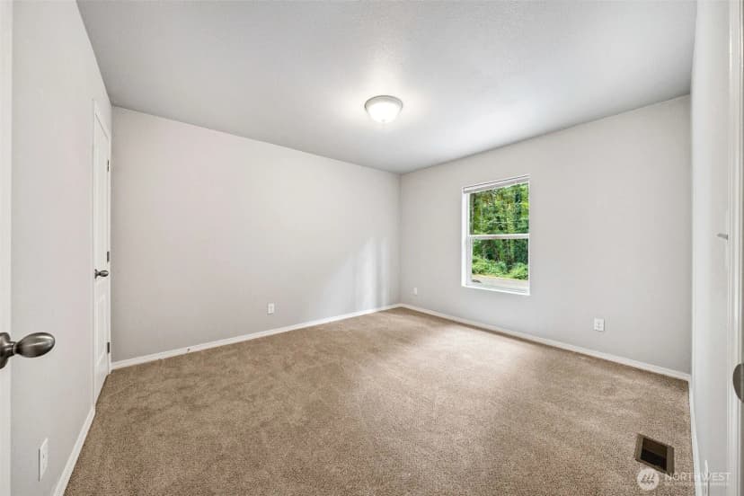 Property photo for 8107 Mazama Court Sw, Olympia photo 18