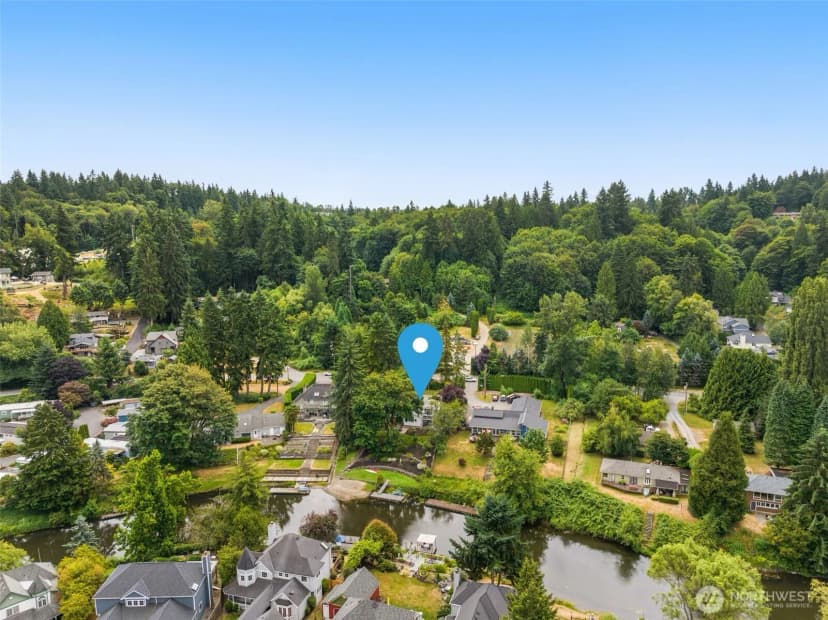 Property photo for 11216 E Riverside Drive, Bothell photo 29