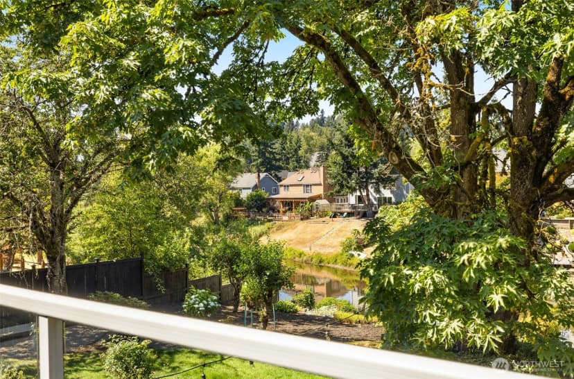 Property photo for 11216 E Riverside Drive, Bothell photo 15