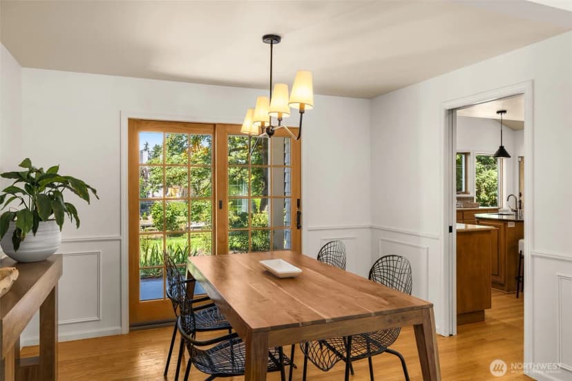 Property photo for 11216 E Riverside Drive, Bothell photo 11