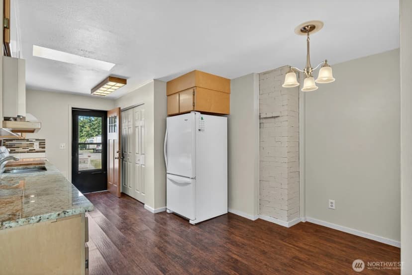 Property photo for 17330 11th Avenue Ne, Arlington photo 10