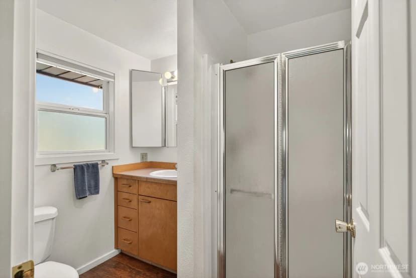 Property photo for 17330 11th Avenue Ne, Arlington photo 17
