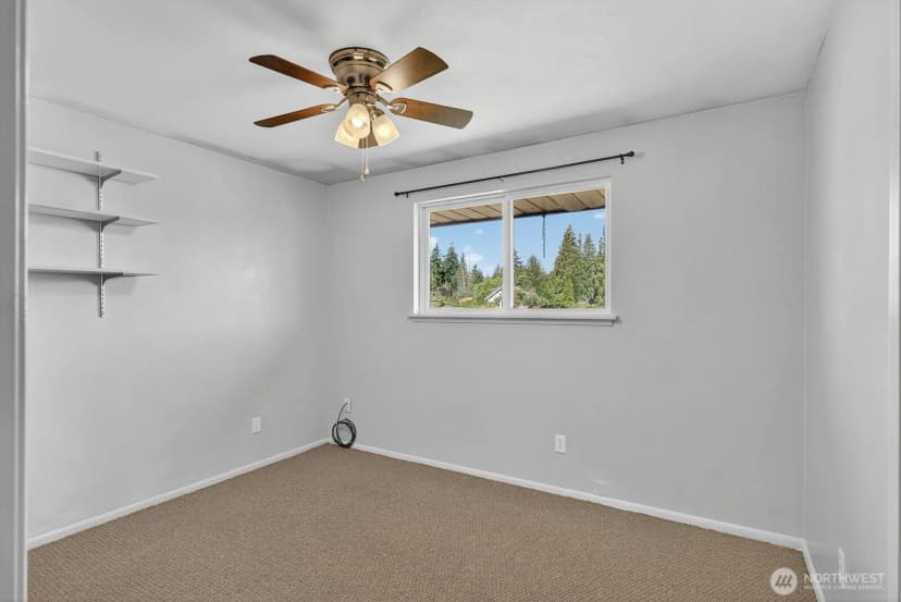 Property photo for 17330 11th Avenue Ne, Arlington photo 22