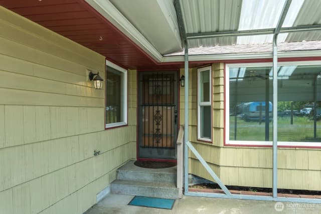 Property photo for 17330 11th Avenue Ne, Arlington photo 4