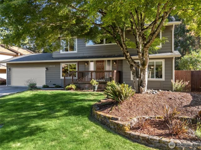 Property photo for 12513 Se 213th Street, Kent photo 2