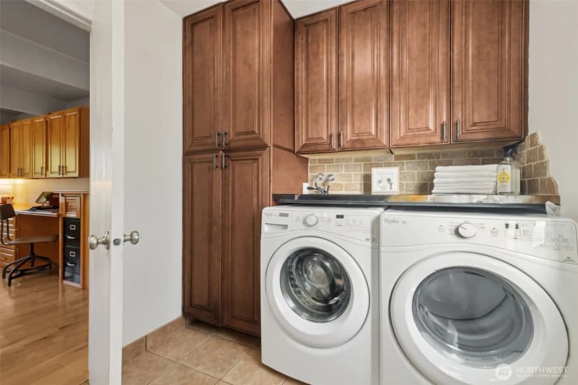 Property photo for 12513 Se 213th Street, Kent photo 13