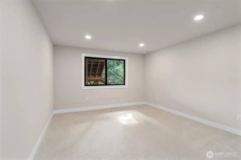 Property photo for 2810 177th Avenue Ne, Redmond photo 30