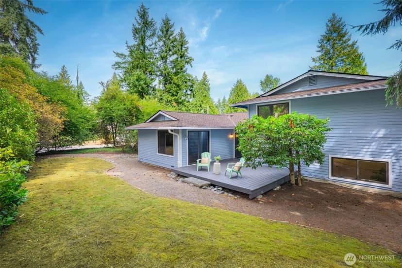 Property photo for 10925 165th Place Ne, Redmond photo 19
