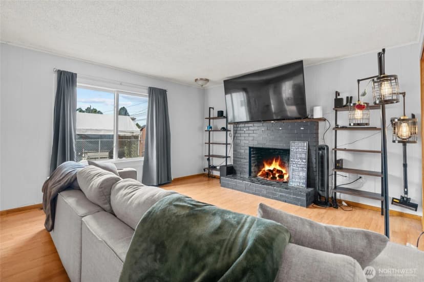 Property photo for 4709 S American Lake Boulevard, Tacoma photo 38