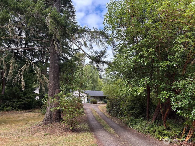Property photo for 5426 70th Avenue Ne, Olympia photo 2