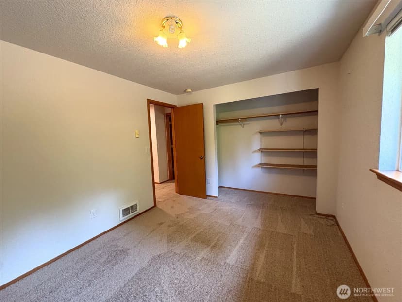 Property photo for 5426 70th Avenue Ne, Olympia photo 20