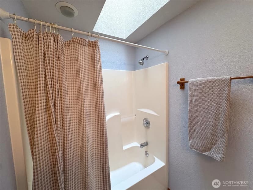 Property photo for 5426 70th Avenue Ne, Olympia photo 26