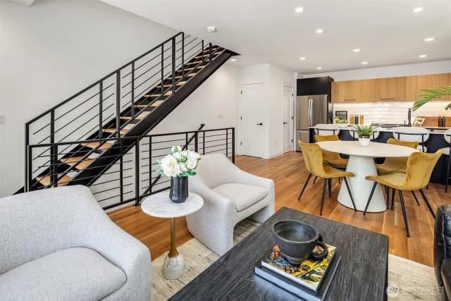Property photo for 2419 Nw 57th Street #b, Seattle photo 3