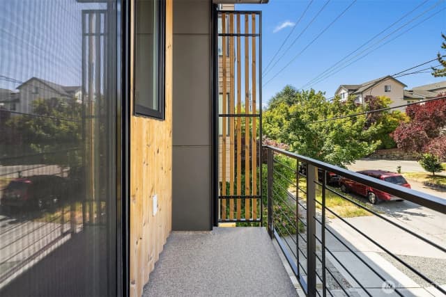 Property photo for 2419 Nw 57th Street #b, Seattle photo 4