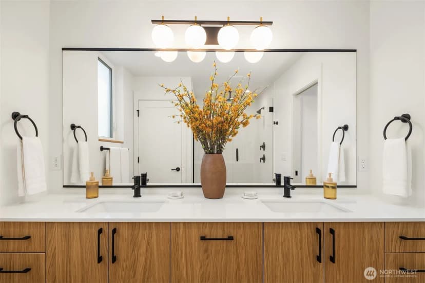 Property photo for 2419 Nw 57th Street #b, Seattle photo 17