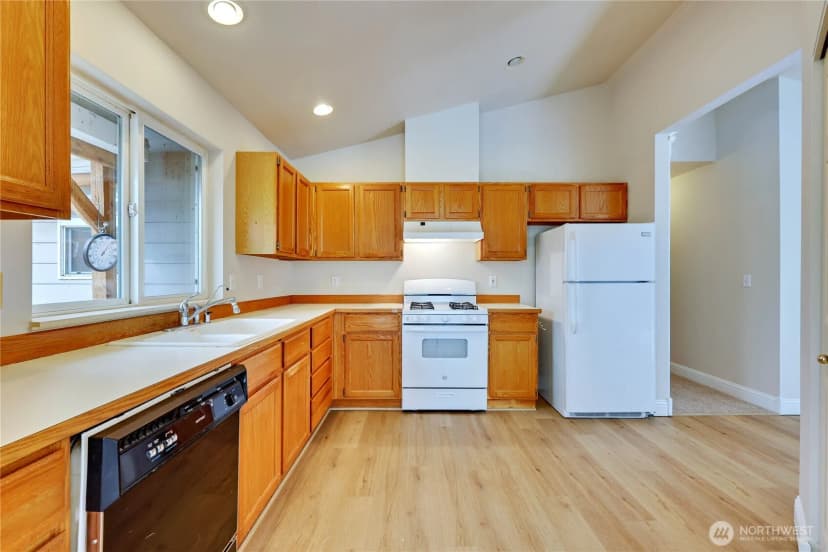 Property photo for 11019 Lobelia Avenue Nw, Silverdale photo 11
