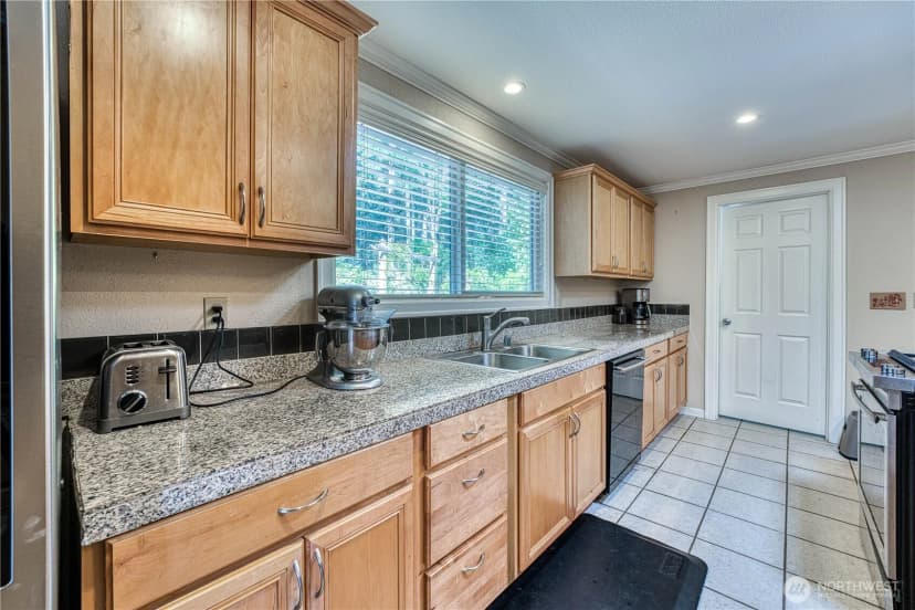 Property photo for 5920 38th Ave Nw, Gig Harbor photo 6