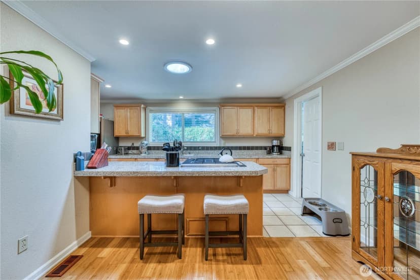 Property photo for 5920 38th Ave Nw, Gig Harbor photo 4