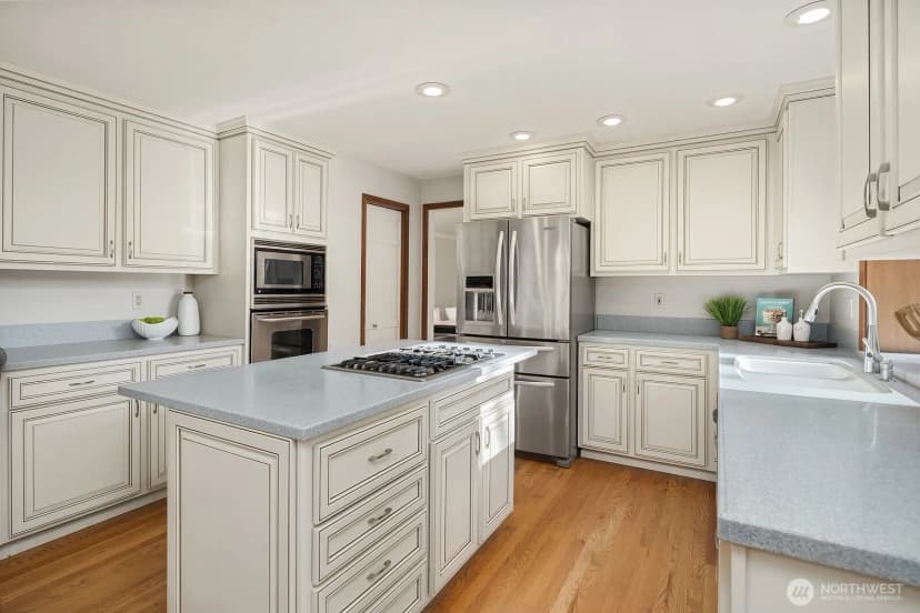 Property photo for 741 222nd Place Ne, Sammamish photo 7