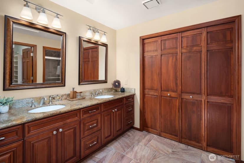 Property photo for 741 222nd Place Ne, Sammamish photo 20