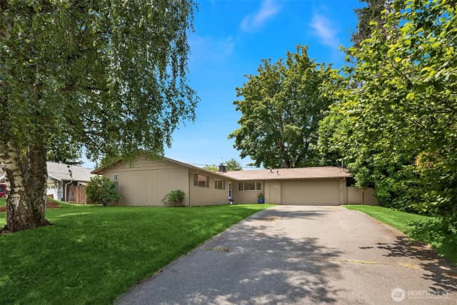 Property photo for 7825 115th Avenue Se, Newcastle
