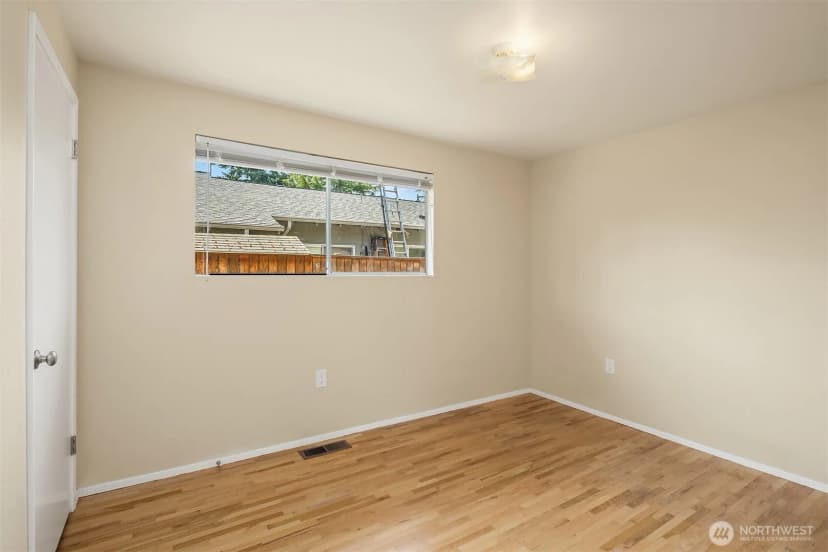 Property photo for 7825 115th Avenue Se, Newcastle photo 13