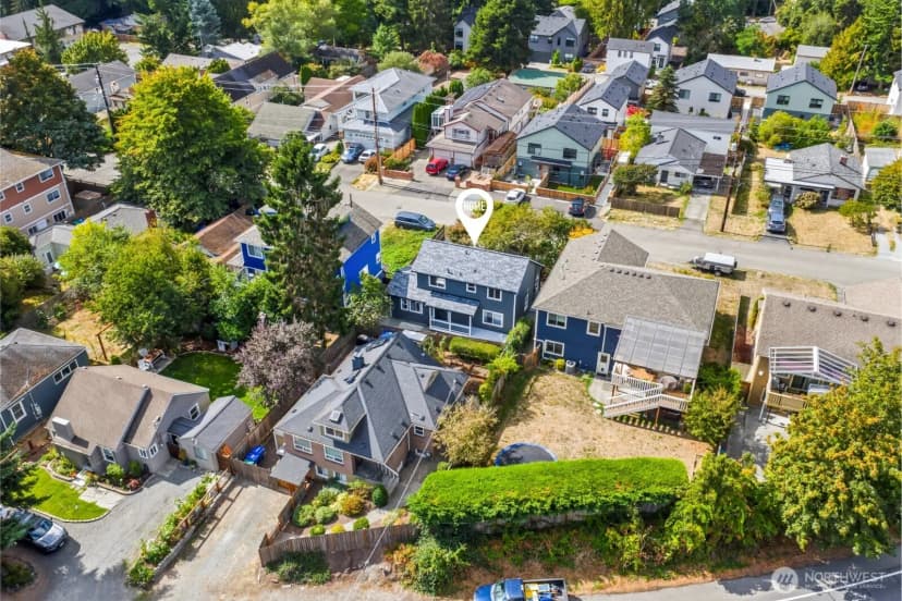 Property photo for 12332 40th Avenue Ne, Seattle photo 30