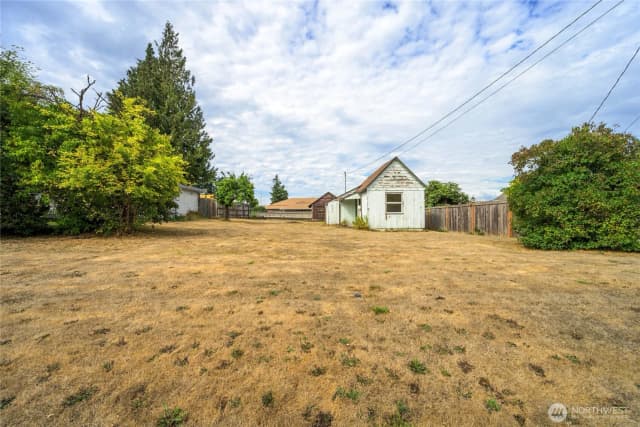 Property photo for 1214 14th Street, Anacortes