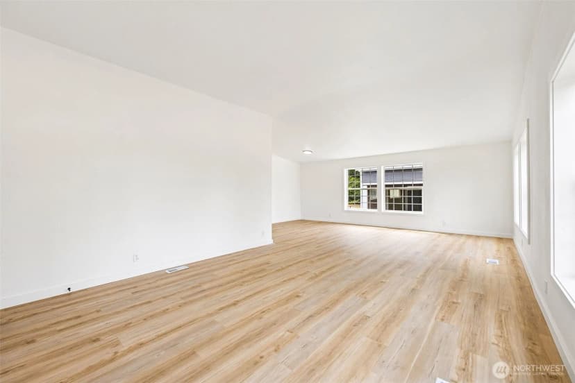 Property photo for 125 Highland Road, Winlock photo 6