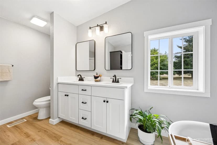 Property photo for 125 Highland Road, Winlock photo 21